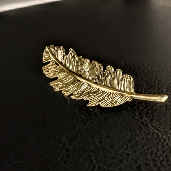 Feather barrette - Picture 2 of 4